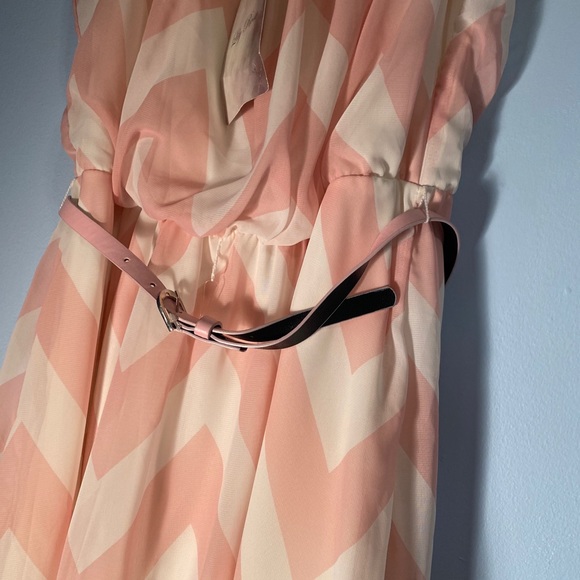 Pink and off white dress with belt size large - Picture 5 of 11
